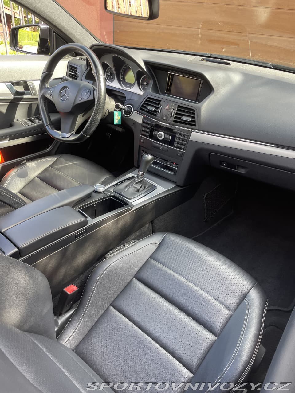 2011 Mercedes-Benz E-CLASS - 13