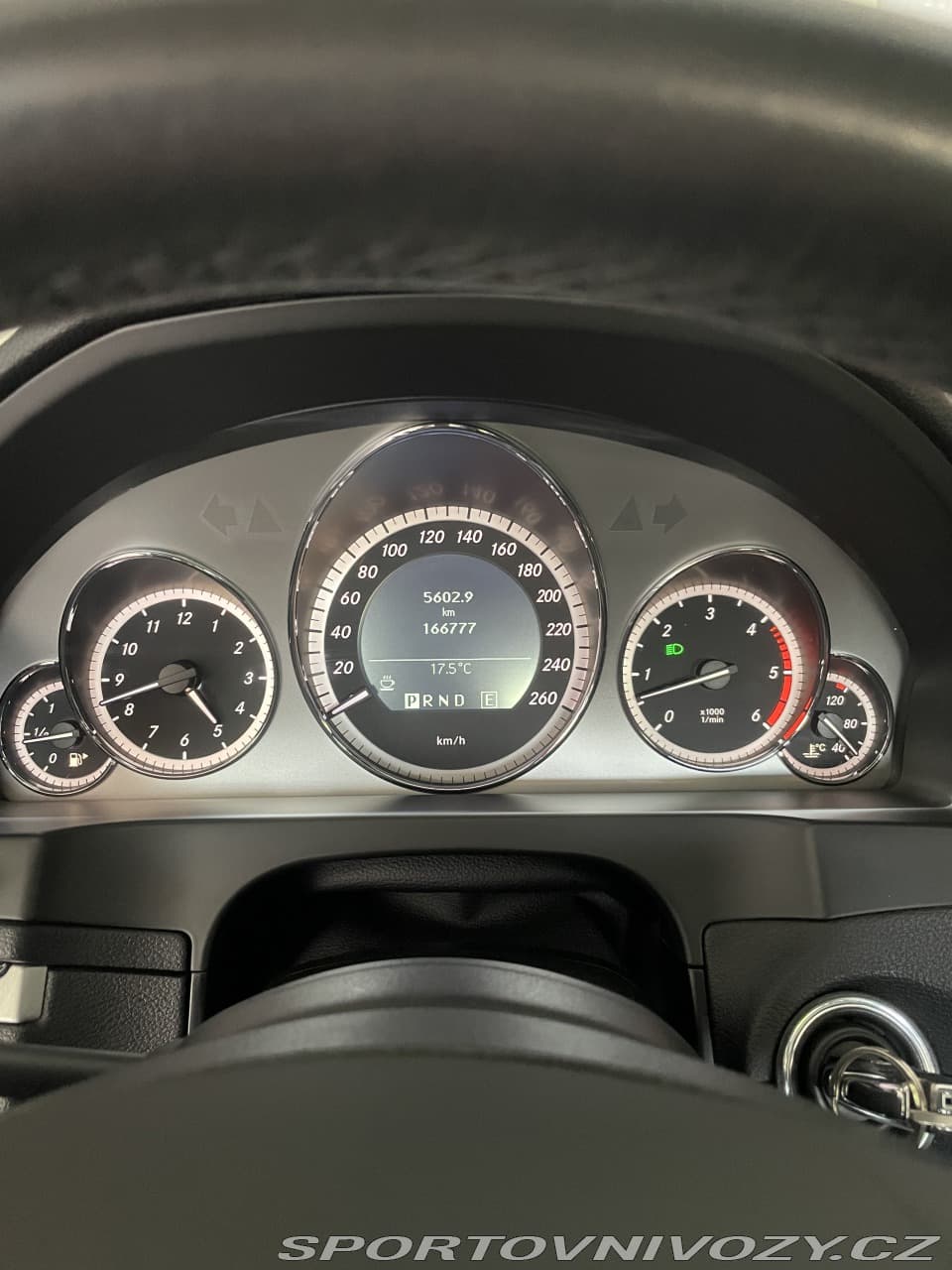 2011 Mercedes-Benz E-CLASS - 17