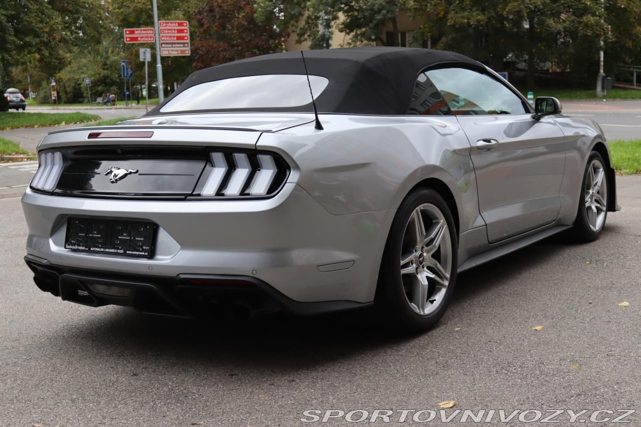 2020 Ford MUSTANG - 21