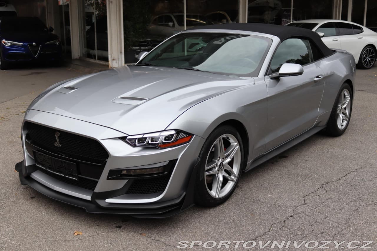 2020 Ford MUSTANG - 33