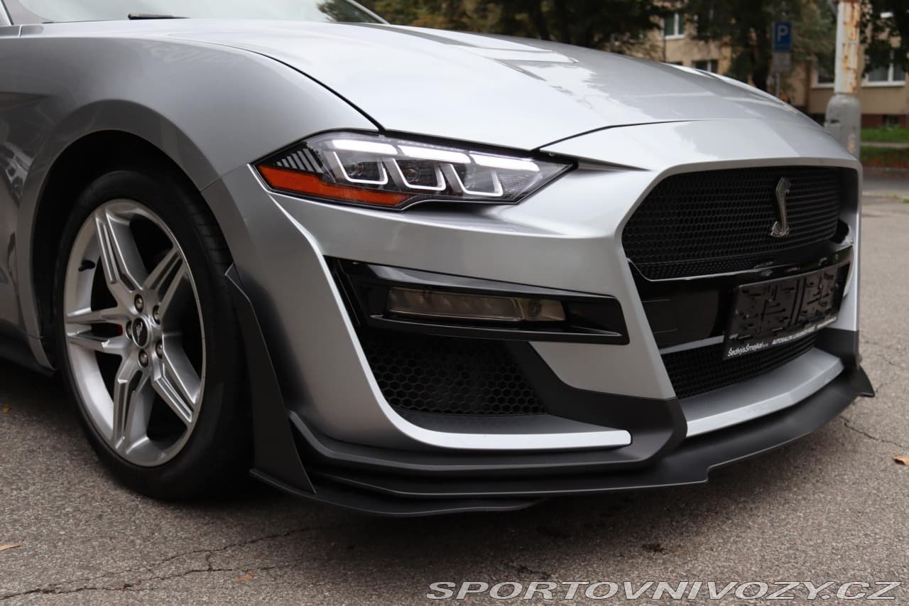 2020 Ford MUSTANG - 11