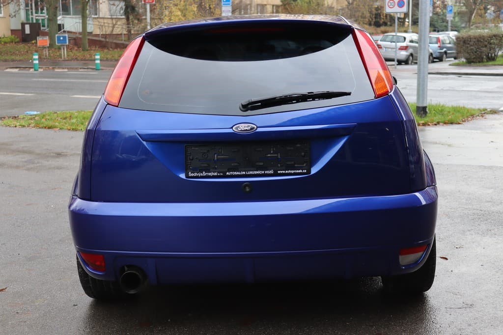 2002 Ford FOCUS - 23
