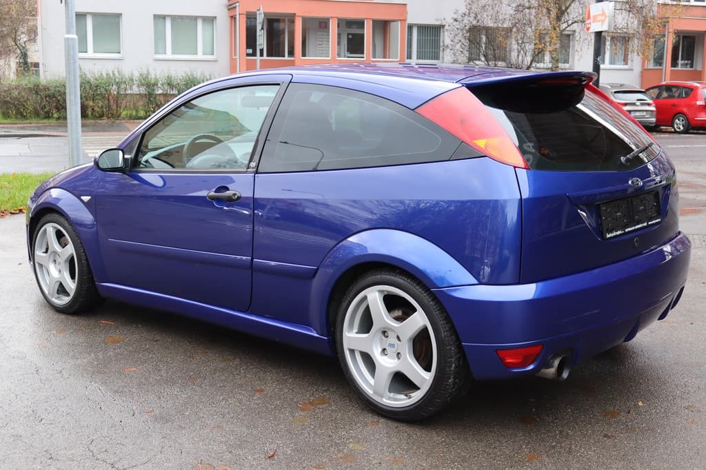 2002 Ford FOCUS - 27