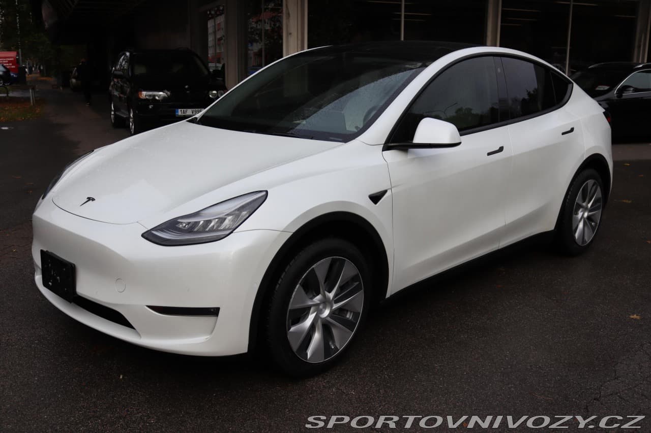 2020 Tesla MODEL Y - 31