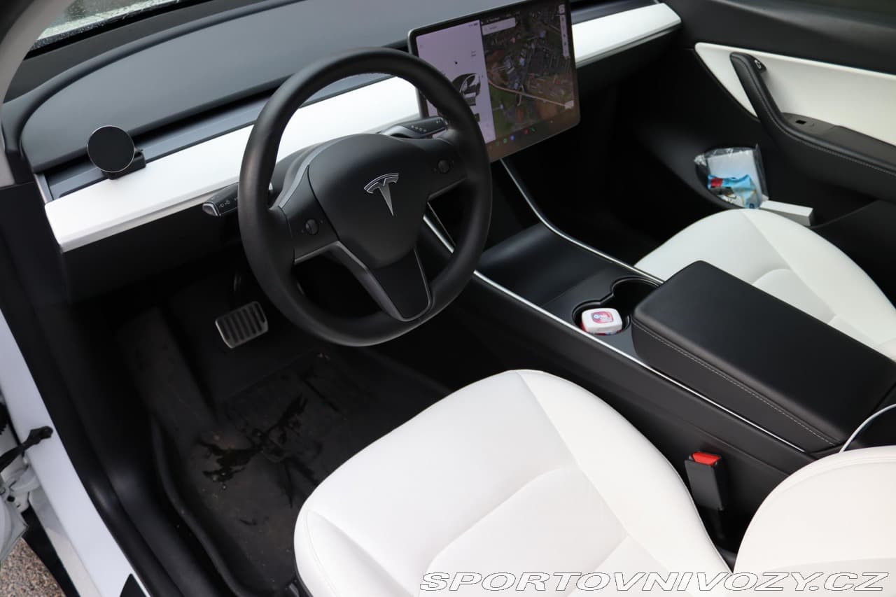 2020 Tesla MODEL Y - 37