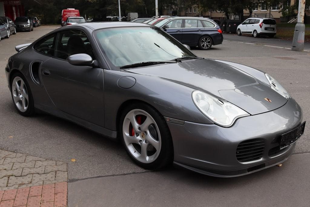 2001 Porsche 911 - 7