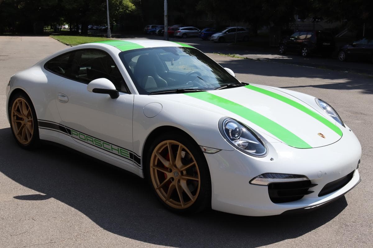2013 Porsche 911 - 7