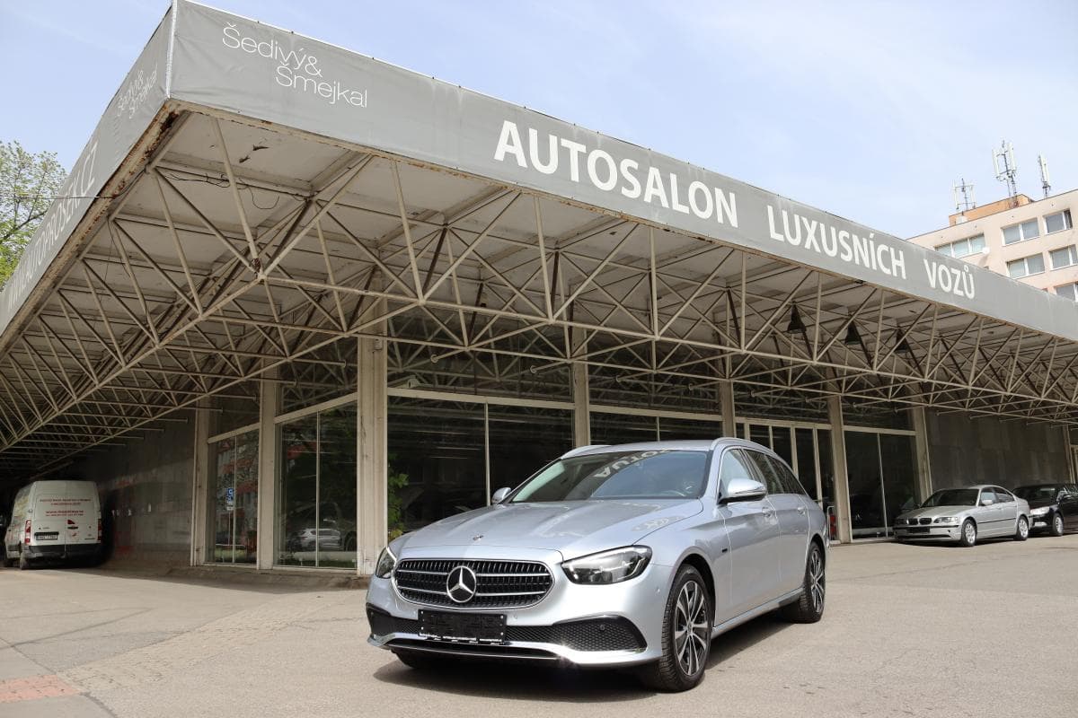 2021 Mercedes-Benz E-CLASS
