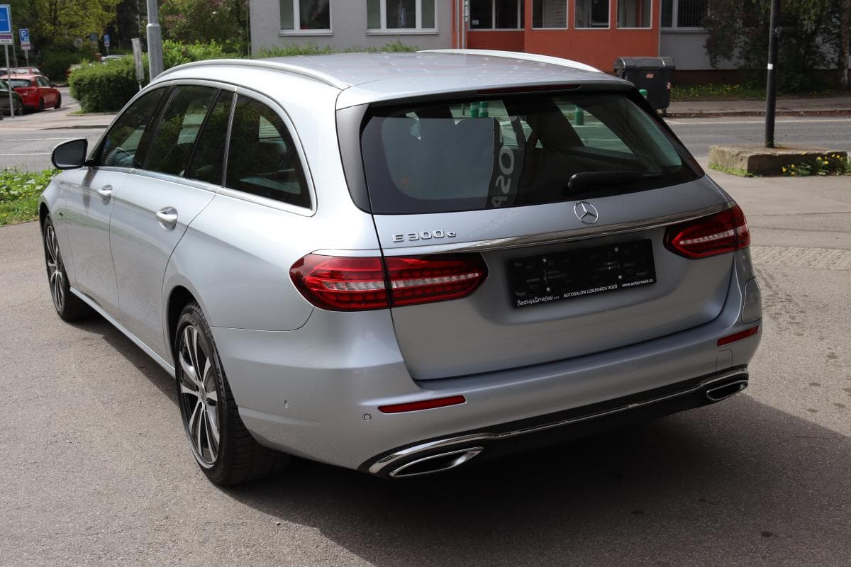 2021 Mercedes-Benz E-CLASS - 13