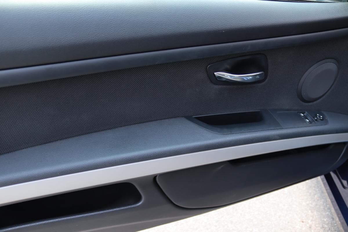 2010 BMW 3-SERIES - 19