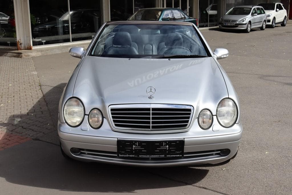 2002 Mercedes-Benz CLK - 5