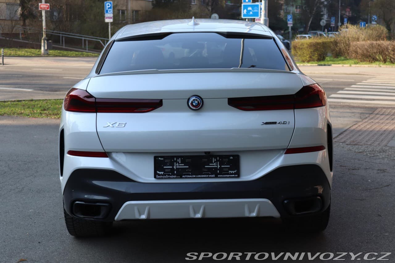2022 BMW X6 - 23