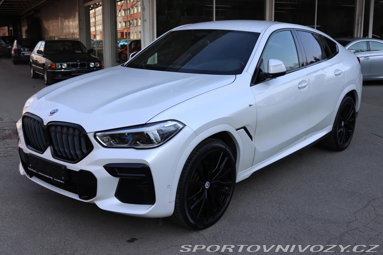 2022 BMW X6 - 33