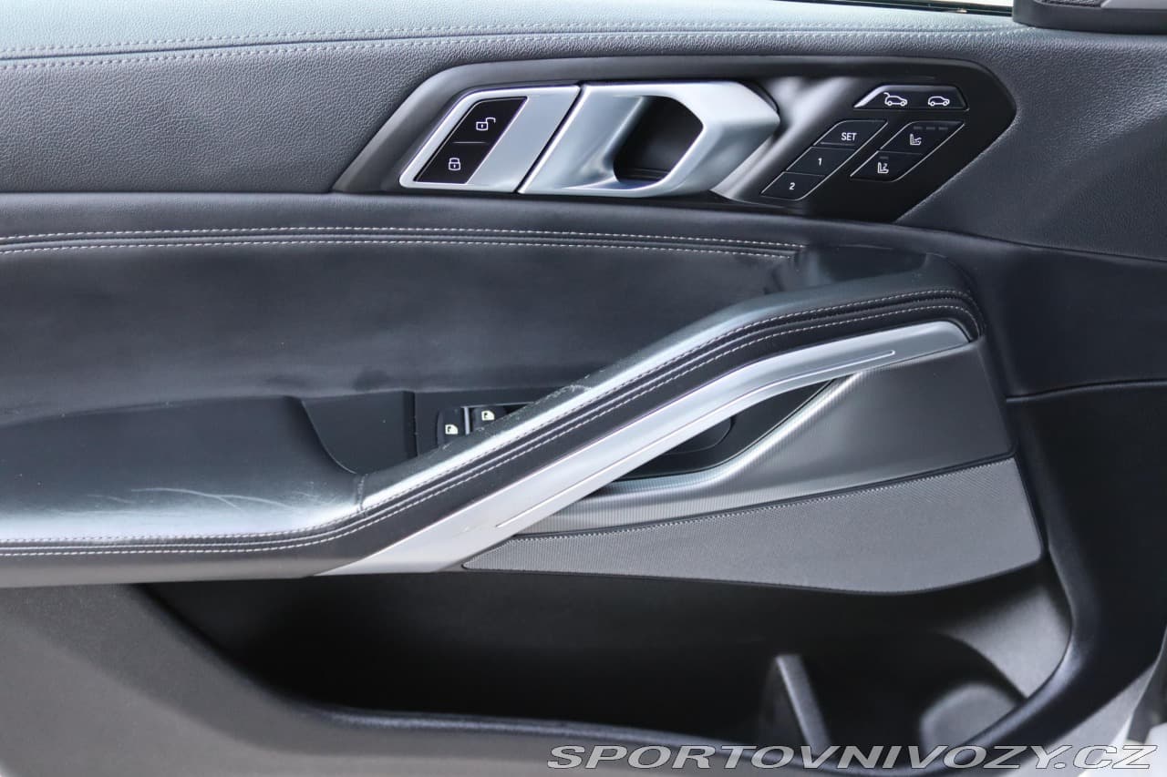 2022 BMW X6 - 37