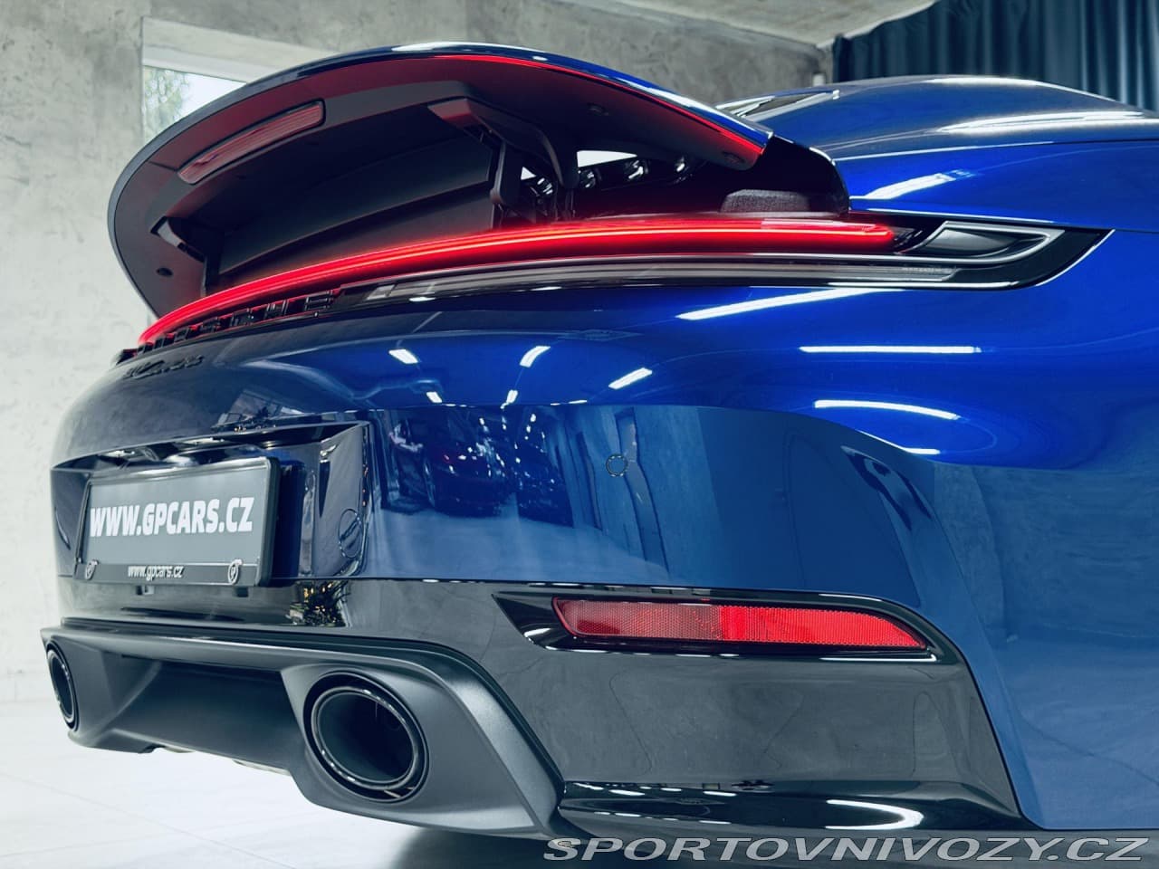 2025 Porsche 911 - 9