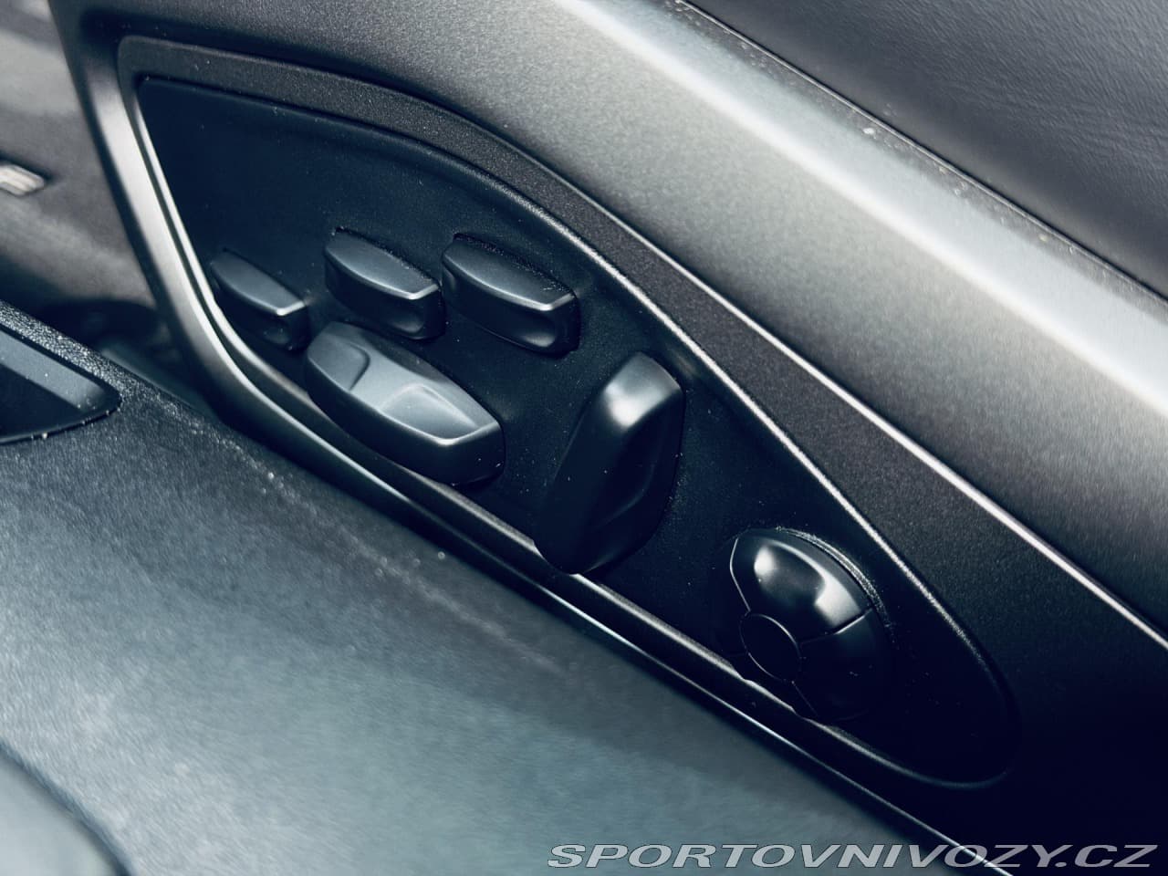 2020 Porsche 911 - 18