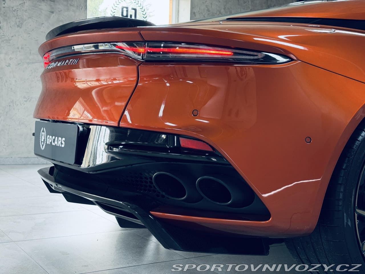2019 Aston Martin DBS - 23