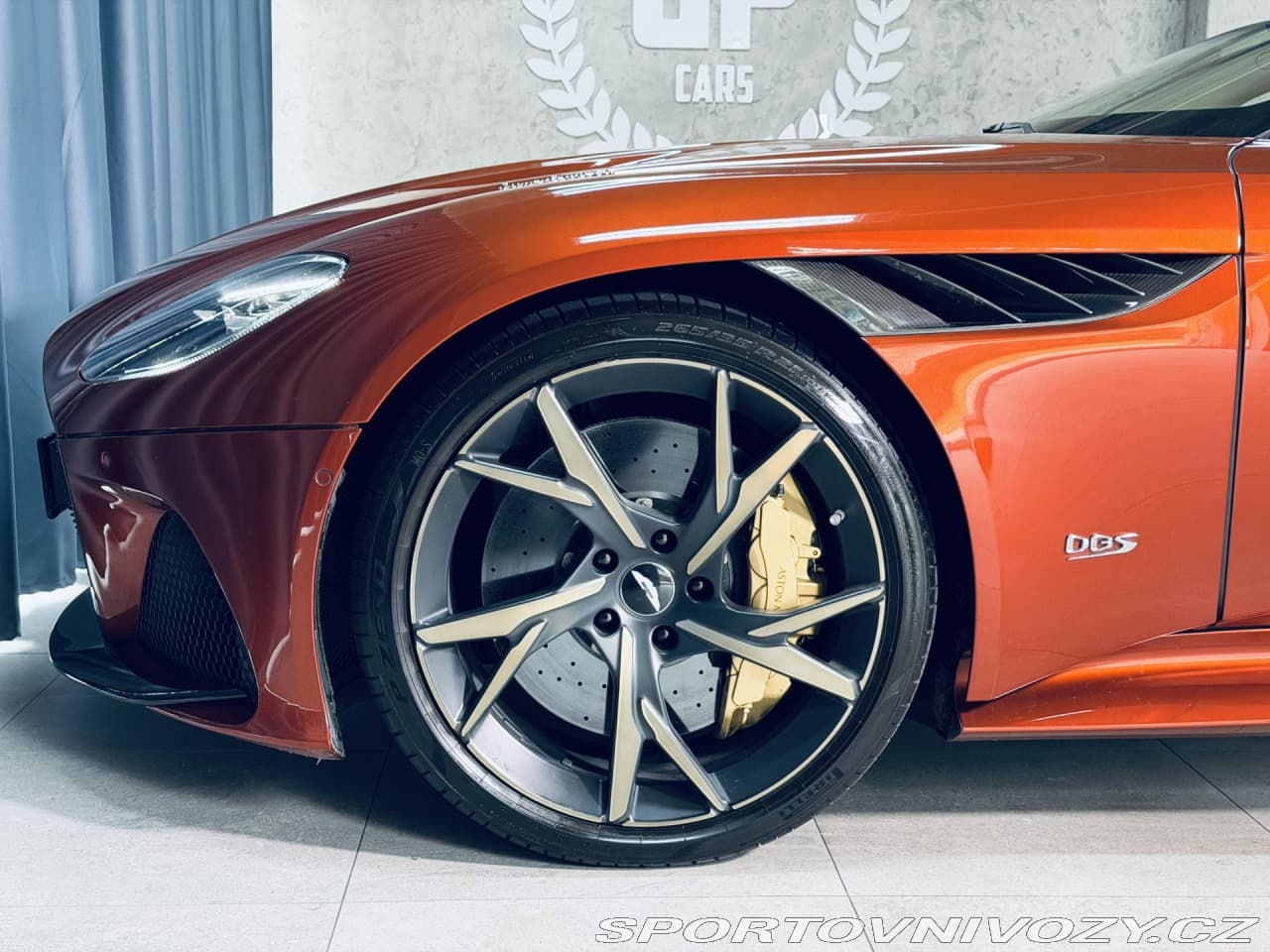 2019 Aston Martin DBS - 35