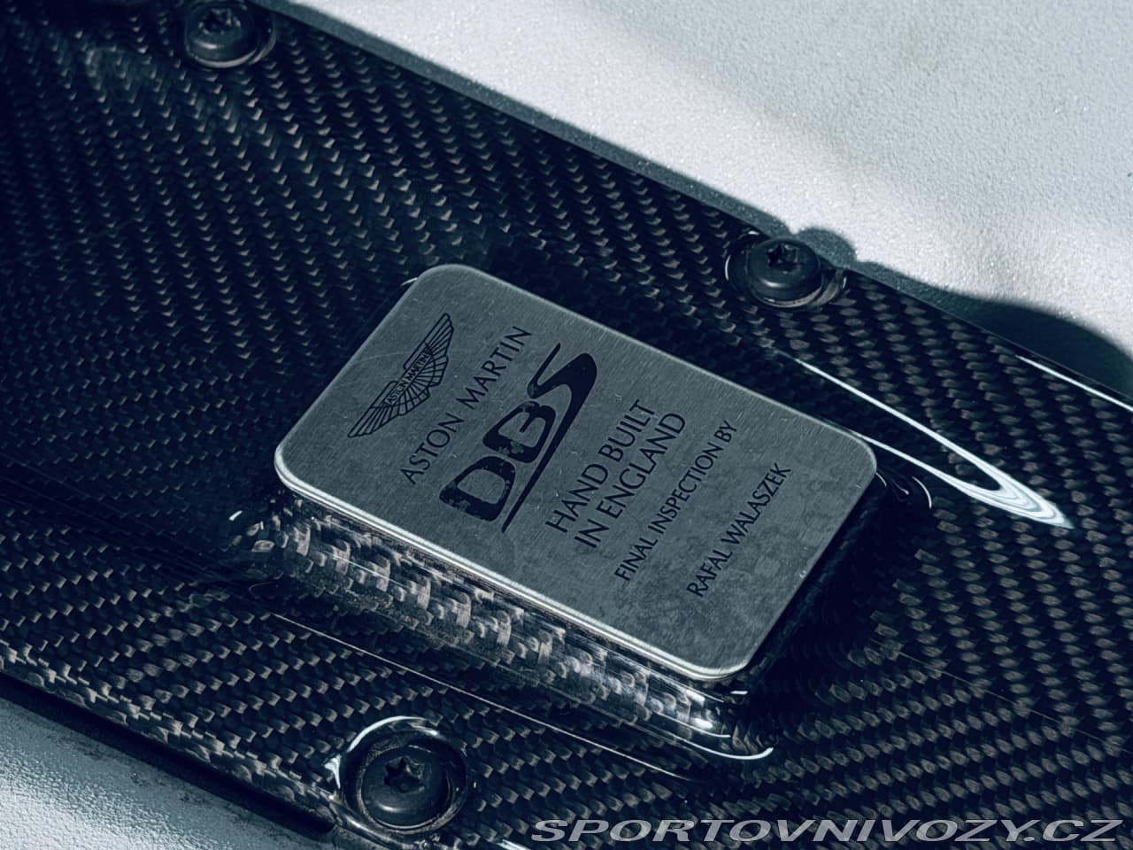 2019 Aston Martin DBS - 15