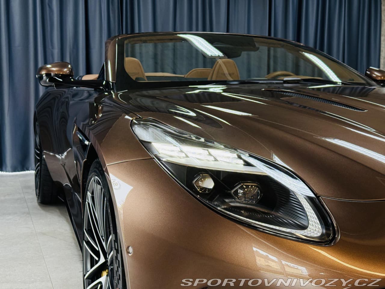 2023 Aston Martin DB12 - 17