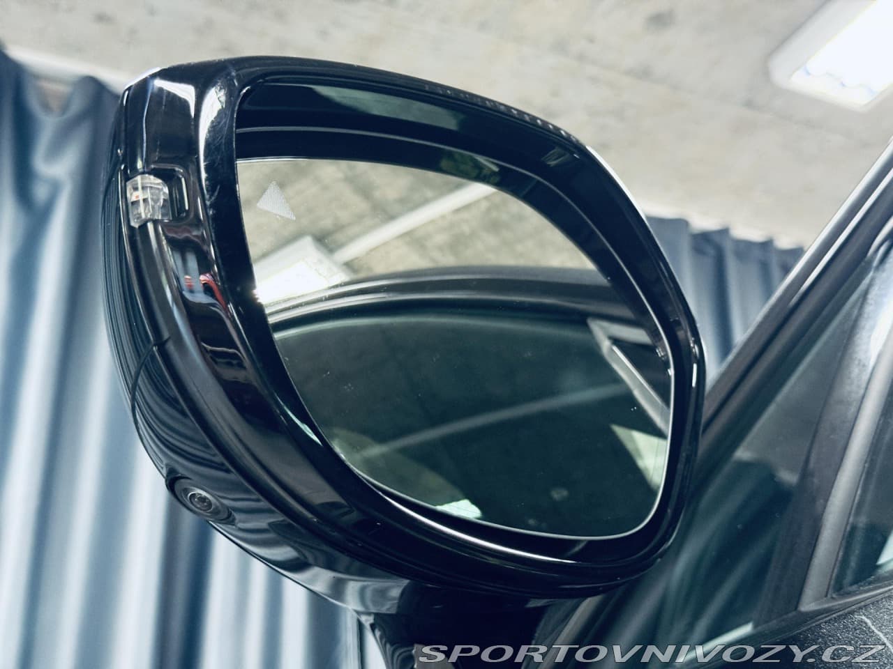 2021 Aston Martin DBX - 14