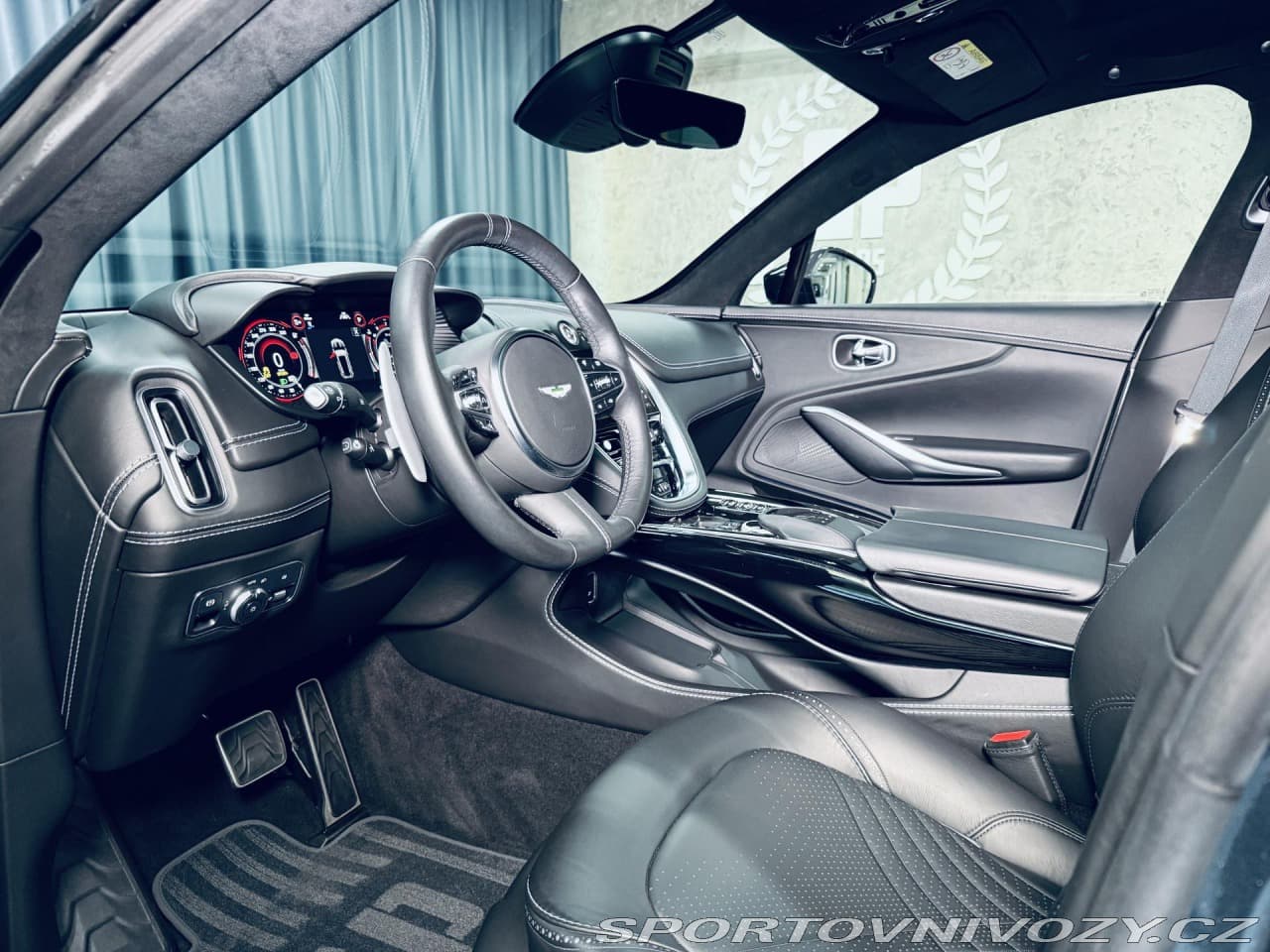2021 Aston Martin DBX - 19