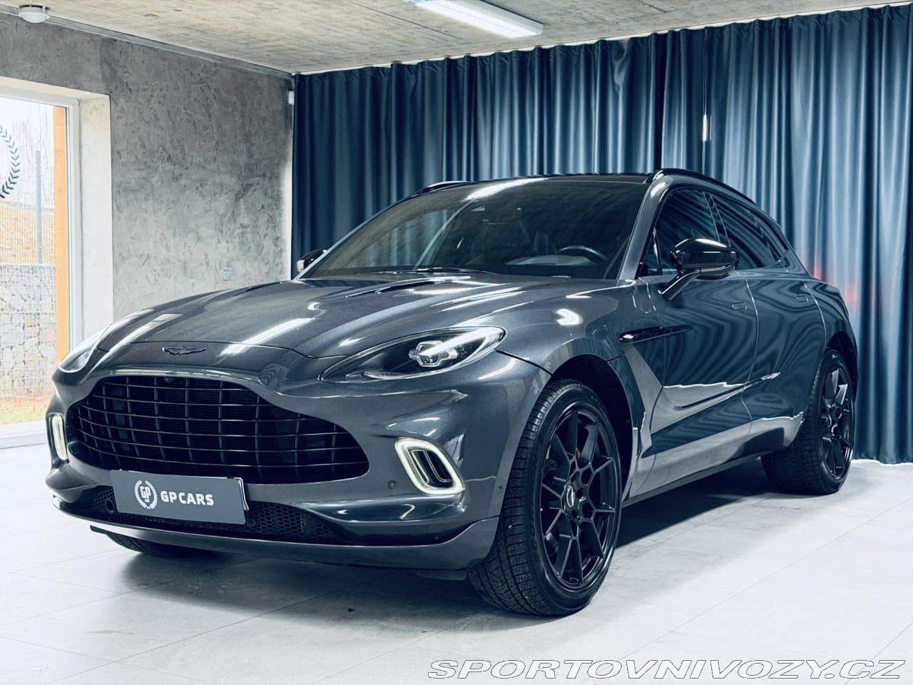 2021 Aston Martin DBX - 3