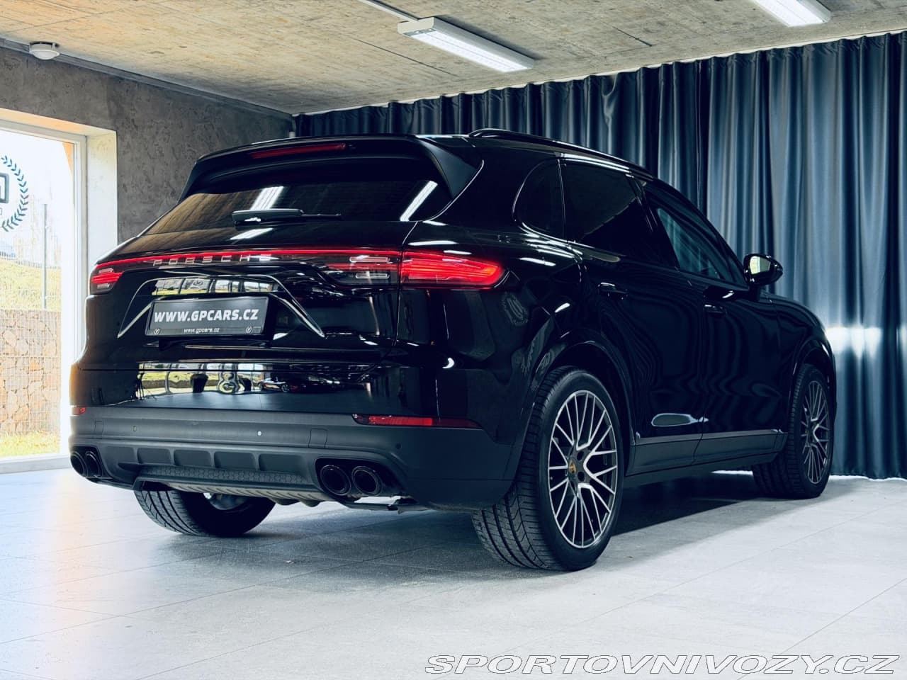 2022 Porsche CAYENNE - 7