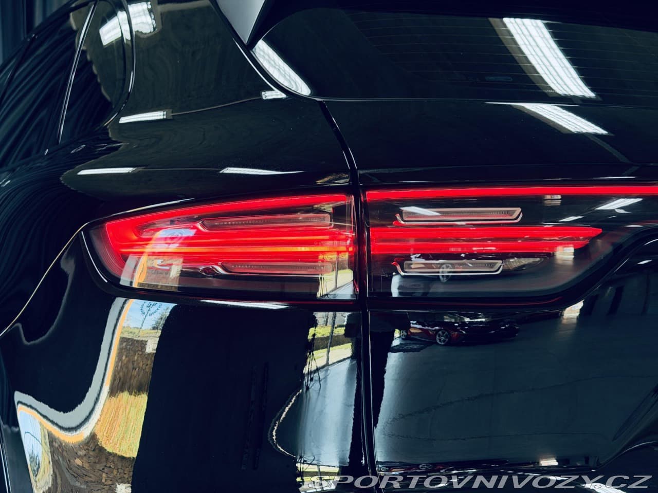 2022 Porsche CAYENNE - 8