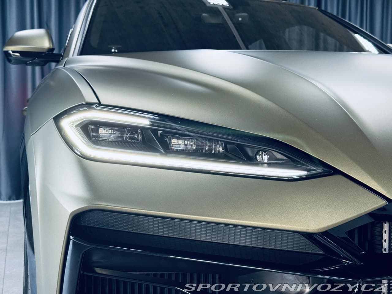 2025 Lamborghini URUS - 4