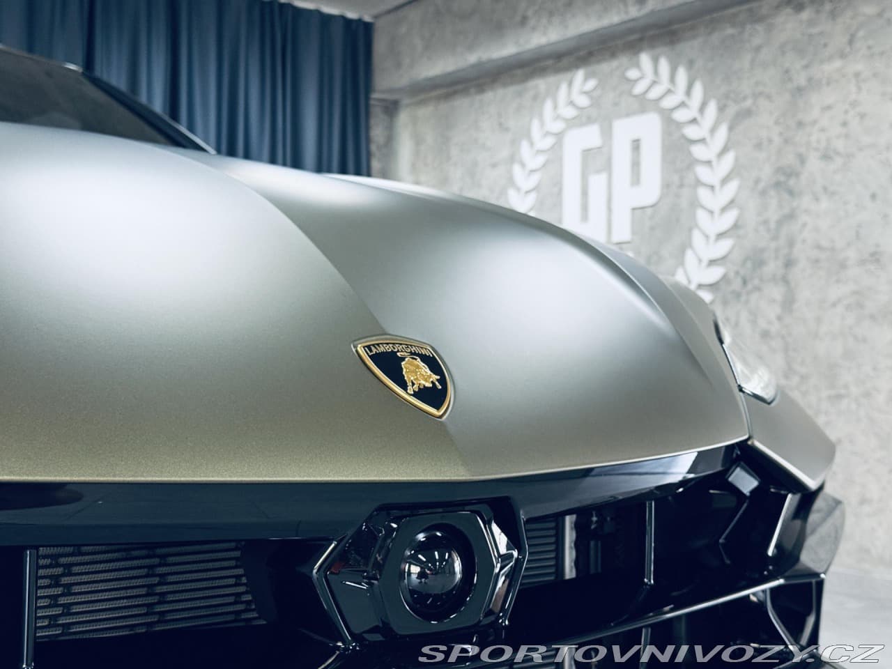 2025 Lamborghini URUS - 5