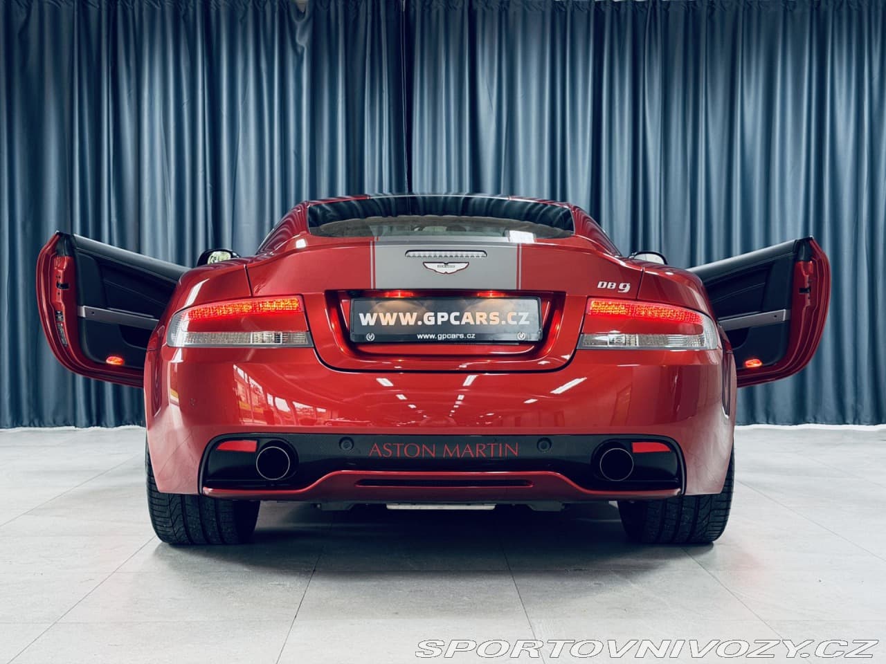 2013 Aston Martin DB9 - 9