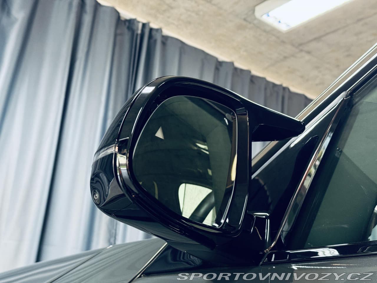 2024 BMW XM - 11