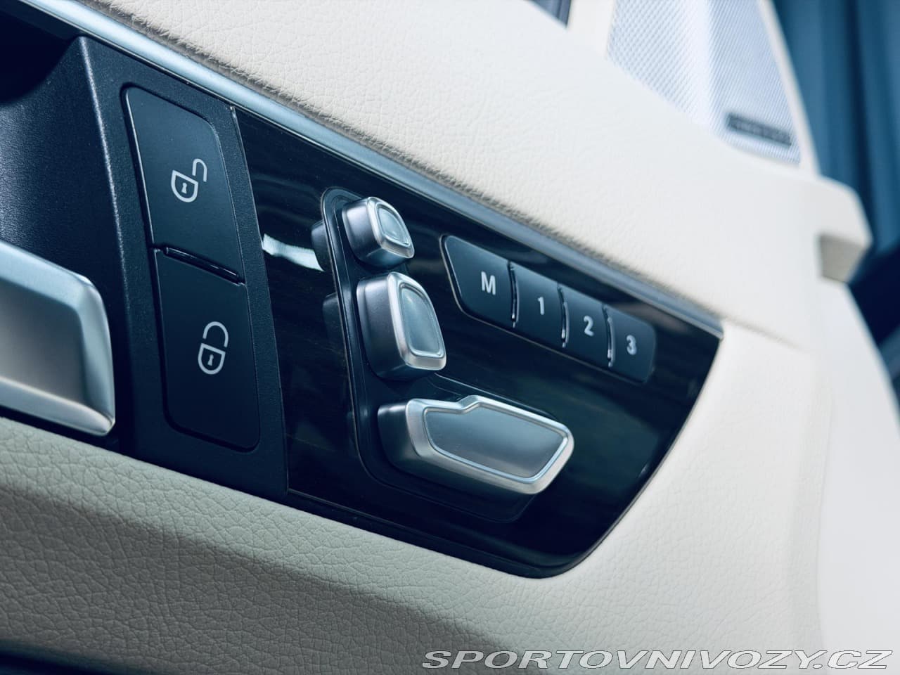 2017 Mercedes-Benz E-CLASS - 13