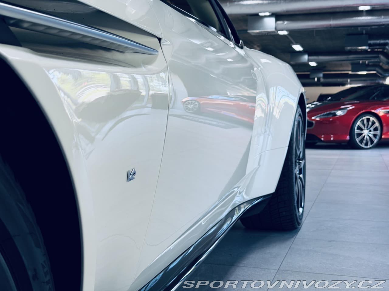 2017 Aston Martin DB11 - 19