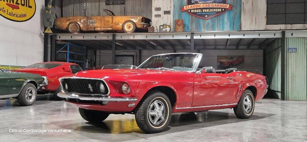 1969 Ford MUSTANG - 2