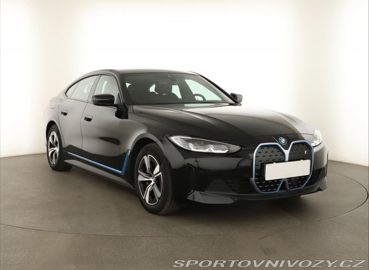 2022 BMW i4
