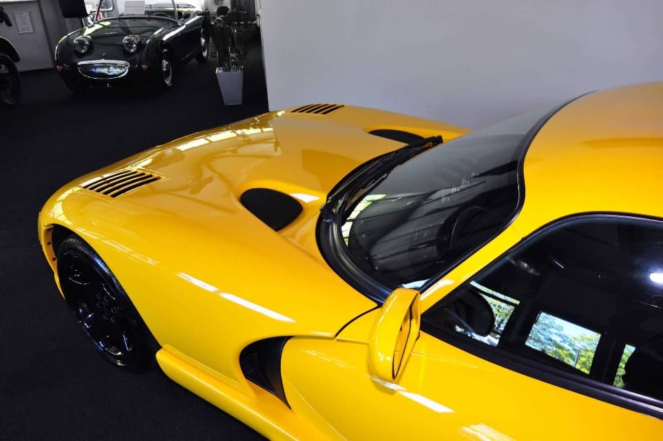 2001 Dodge VIPER - 11