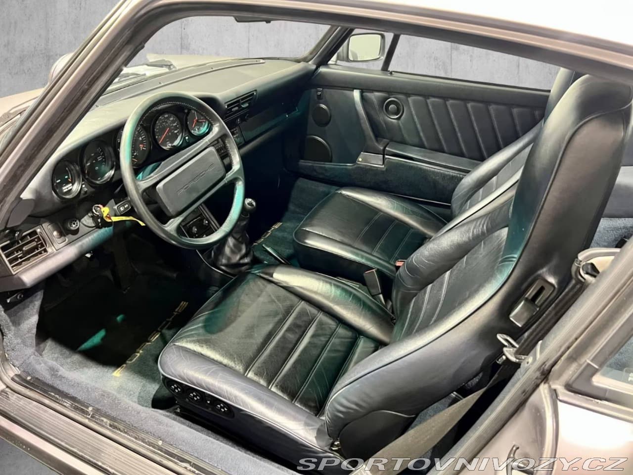 1988 Porsche 911 - 19