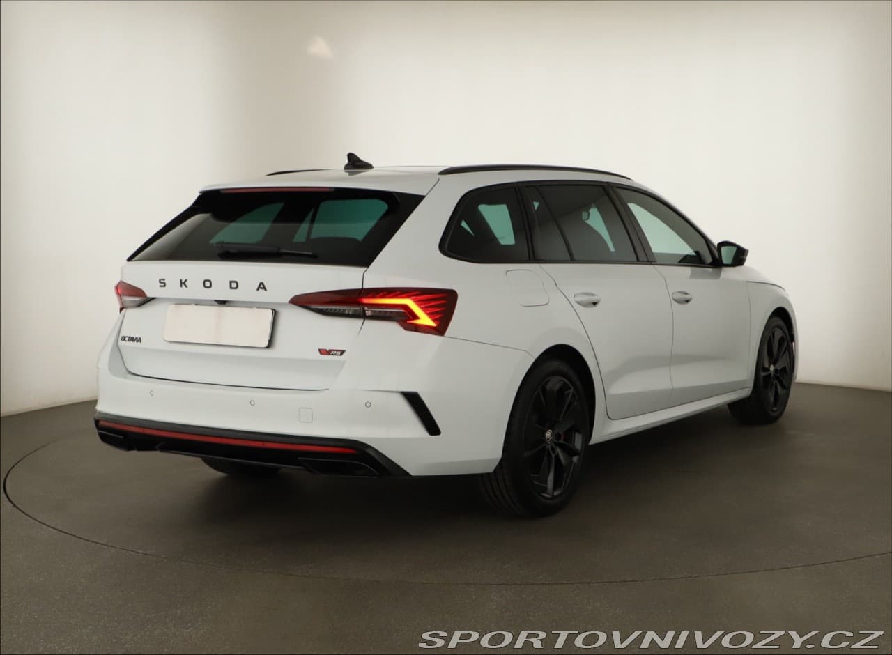 2025 Škoda OCTAVIA - 9