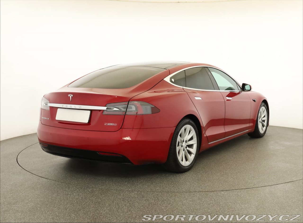 2019 Tesla MODEL S - 9