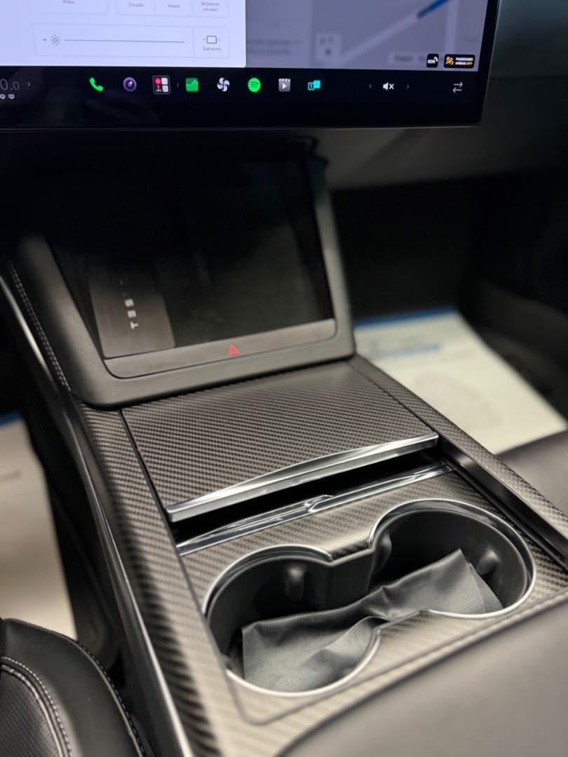 2022 Tesla MODEL S - 23
