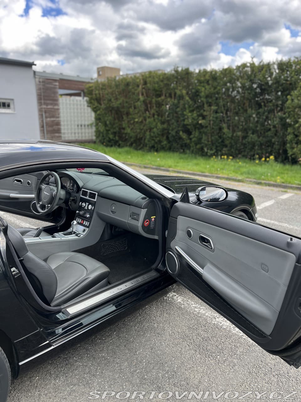 2004 Chrysler CROSSFIRE - 23