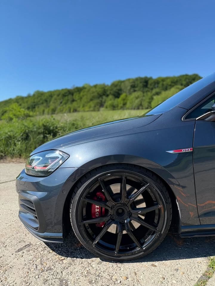 2018 Volkswagen GOLF - 19