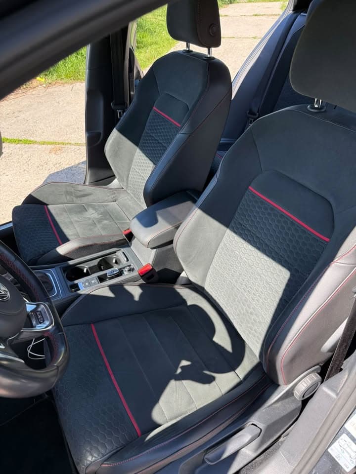 2018 Volkswagen GOLF - 37