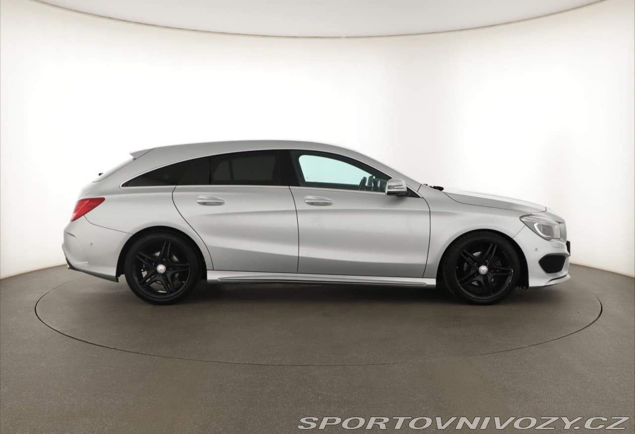 2016 Mercedes-Benz CLA - 11