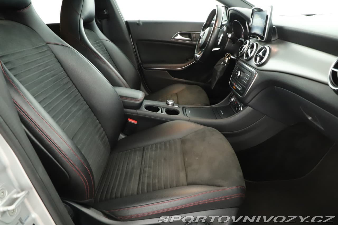 2016 Mercedes-Benz CLA - 13