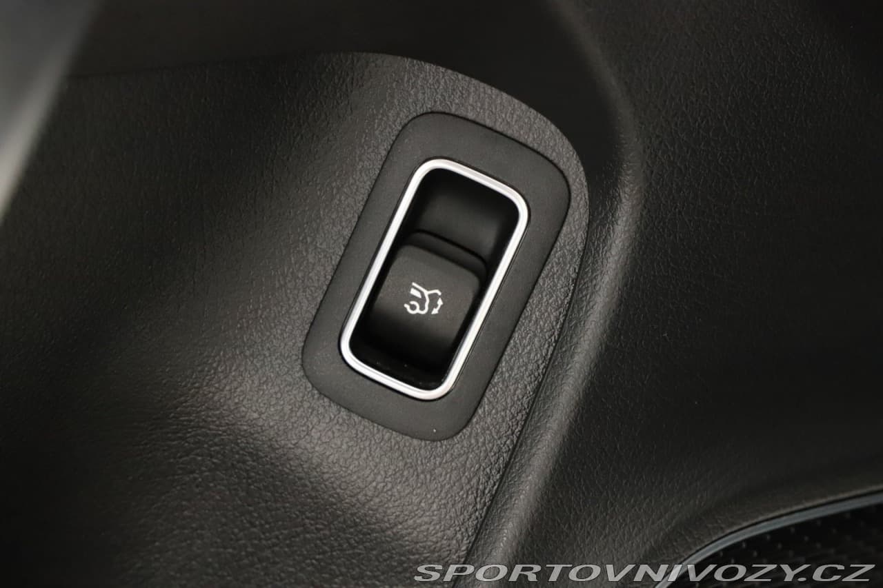 2020 Mercedes-Benz CLA - 39