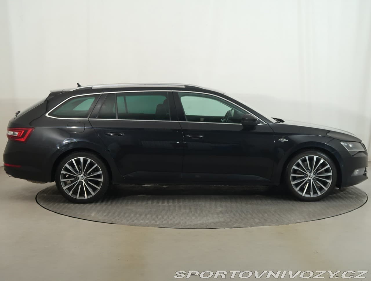 2018 Škoda SUPERB - 6