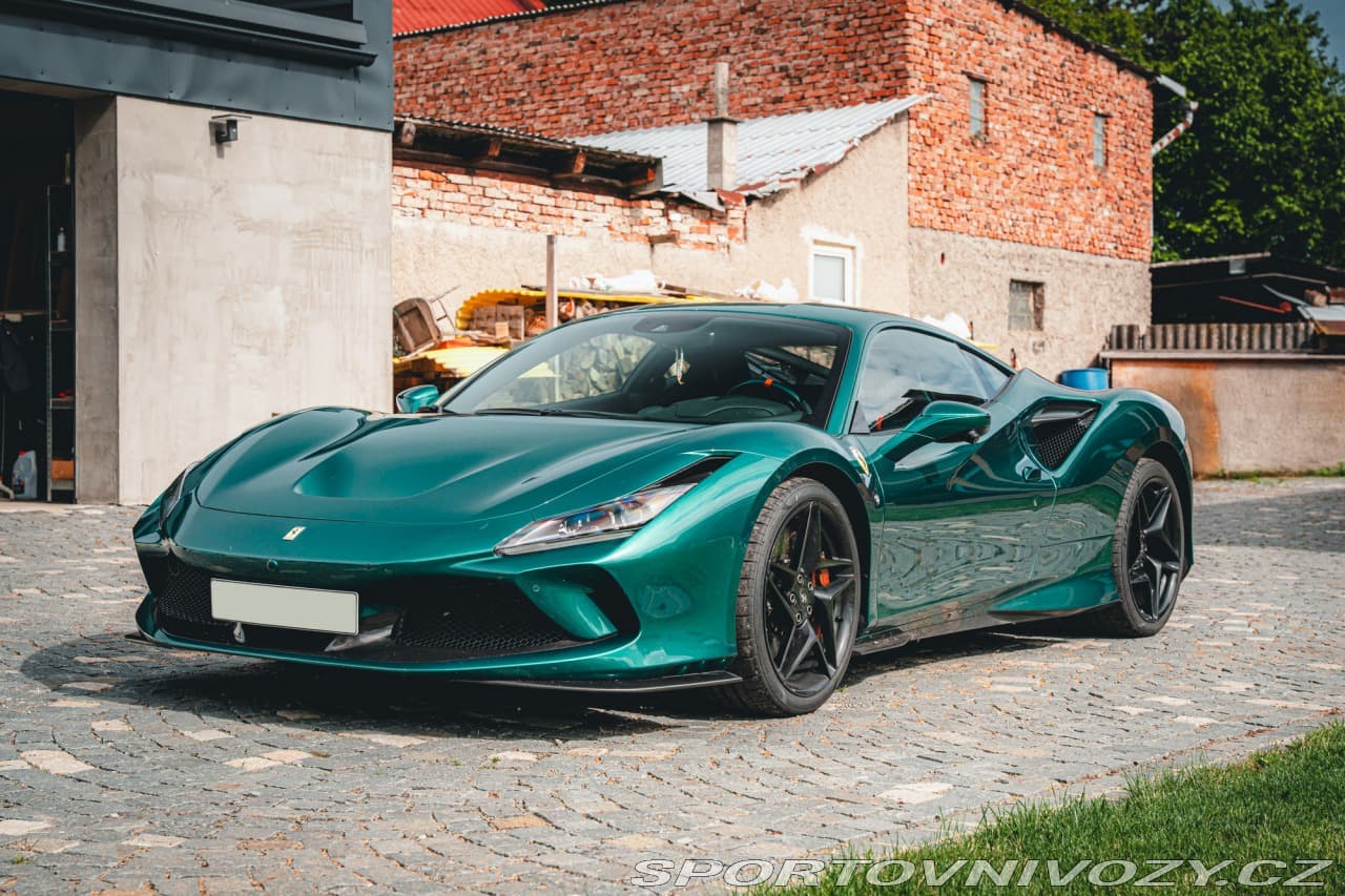 2022 Ferrari F8